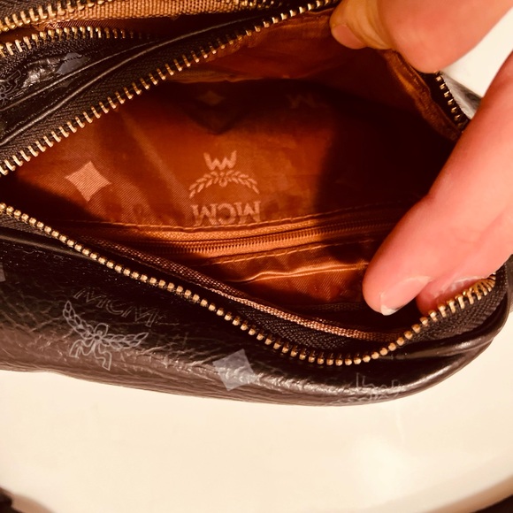 MCM fanny pack - Picture 5 of 7